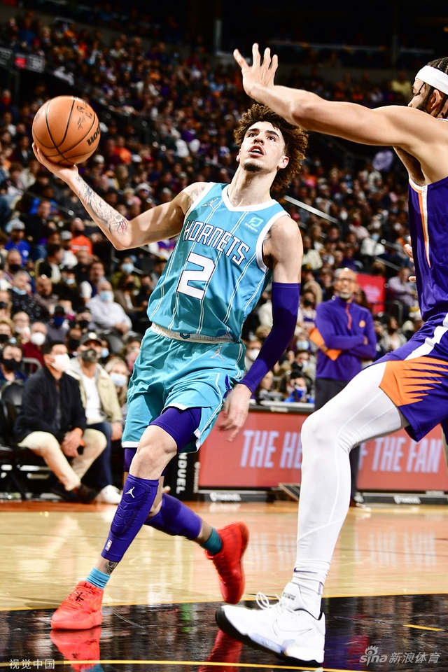 Ninjas in Pyjamas 和 Bilibili Gaming 在 LPL Split 2 2025 中取得了令人信服的胜利